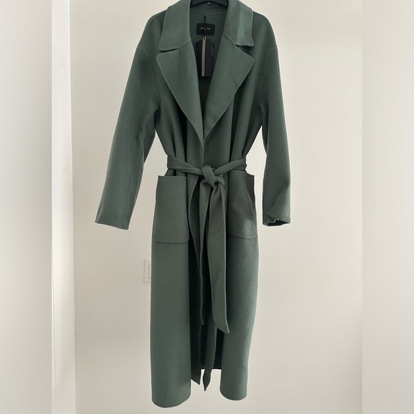 Massimo Dutti Wrap Around Robe Style Wool Coat With Belt in Emerald - Picture 2 of 11